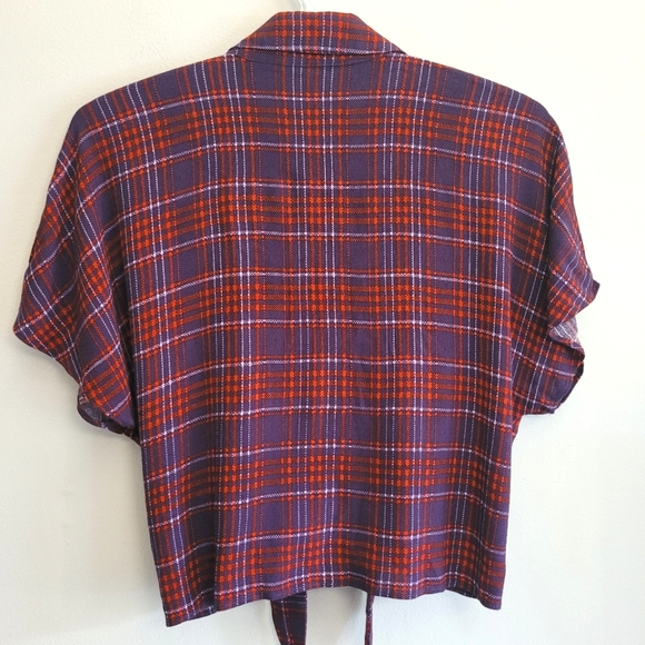 Aritzia Wilfred The Tie-Front Plaid Blouse - Picture 6 of 9